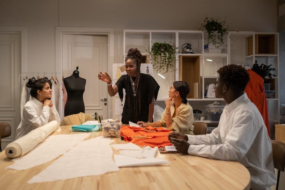 L’approche interculturelle et l’inclusion dans les OBNL québécois : guide complet pour des services équitables et une gouvernance diversifiée